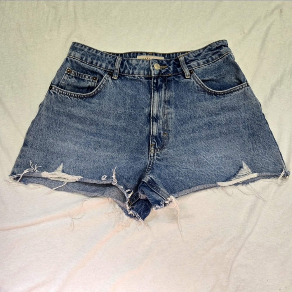 Topshop Blue Distressed Jean Shorts Size 8